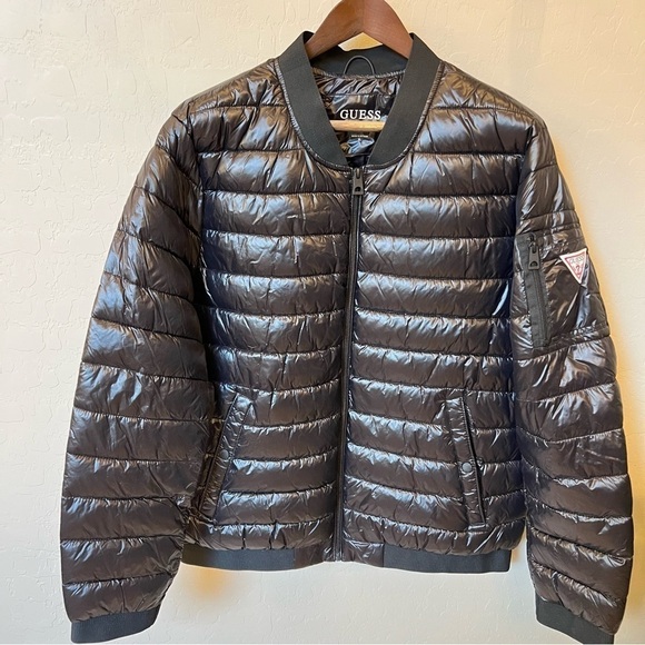 GUESS Men’s puffer bomber jacket in black, lightweight, size XL, NWOT - Picture 8 of 16